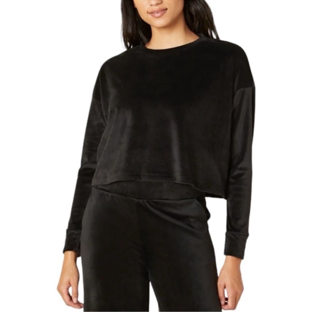 Beyond yoga brushed up pullover black velvet longe crop top long sleeve